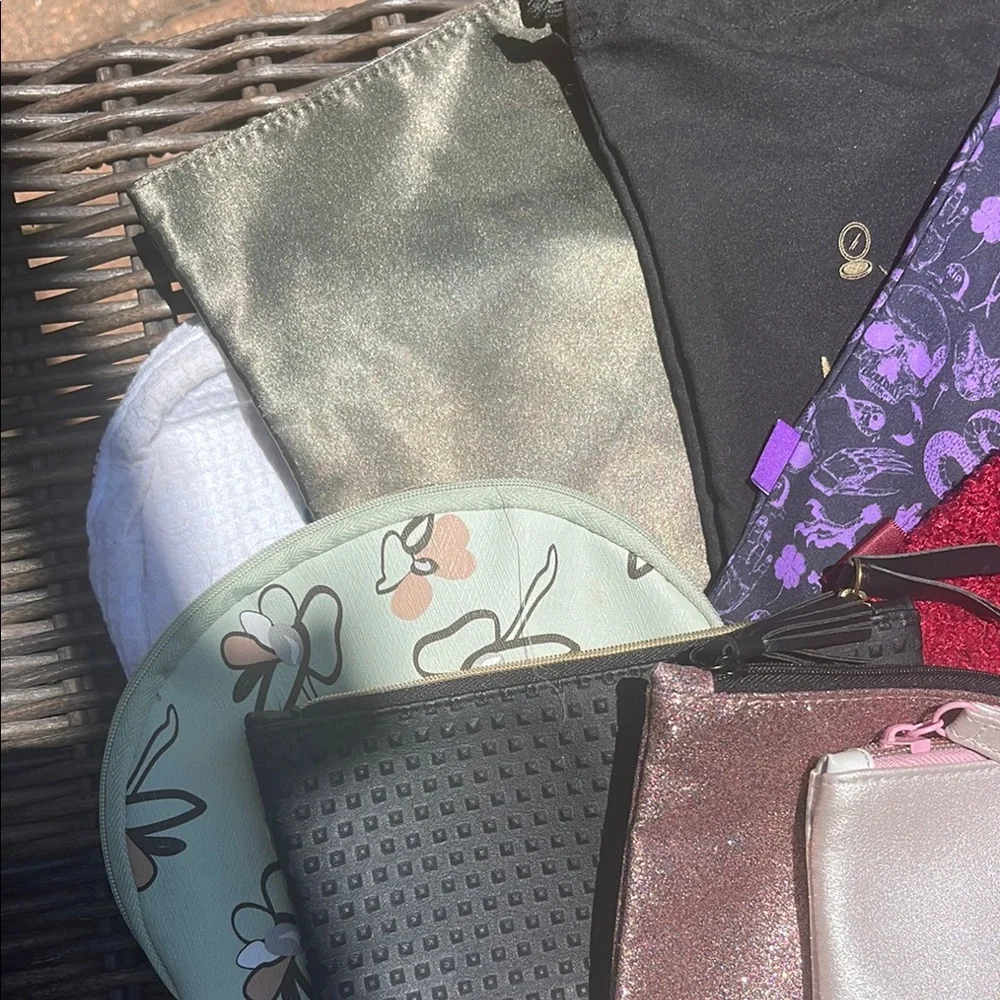 Cosmetic pouches, drawstring bags, totes